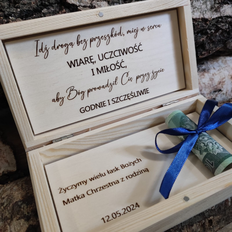 Pudełko na banknoty z życzeniami i wstążeczką...
